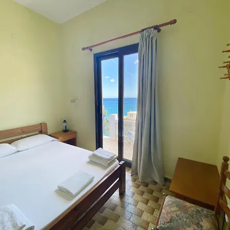 Studio With Balcony - Sea & Sunrise View Vendégház *